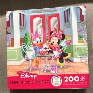 Disney Minnie and Daisy Pink Puzzle 200